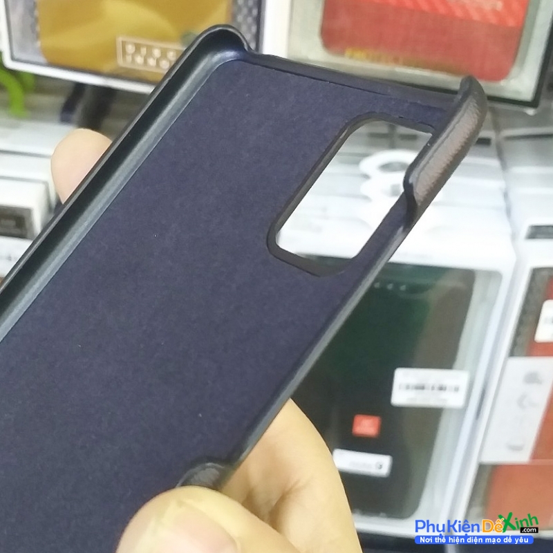 Ốp Lưng Samsung Galaxy A51 Hiệu G-Case bằng chất liệu da công nghiệp một bên trơn và một bên đan ô nhỏ rất khóe ôm sát thân máy chống va đạp trầy xước.