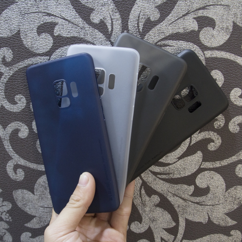 Ốp Lưng Samsung Galaxy S9 Nhám Hiệu Memumi Cao Cấp được làm bằng silicon nhám siêu dẻo nhám và mỏng có độ đàn hồi tốt, nhiều màu sắc mặc khác có khả năng chống trầy