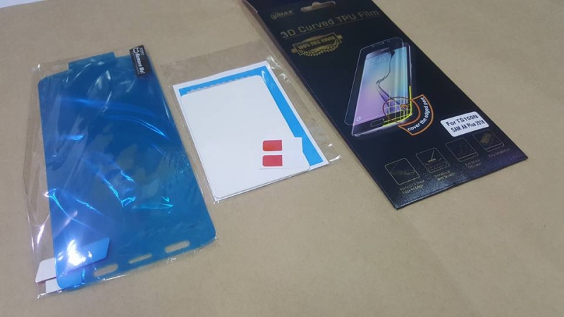 Miếng Dán Samsung Galaxy A8 Plus 2018 Full Màn Hình Hiệu V Max sản phẩm được làm bằng chất liệu keo cao cấp có thể dán và phủ hết được bề mặt cong của điện thoại A8 Plus 2018