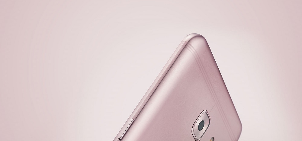 Galaxy C9 Pro chính thức ra mắt, chiếc điện thoại đầu tiên của Samsung có 6GB RAM