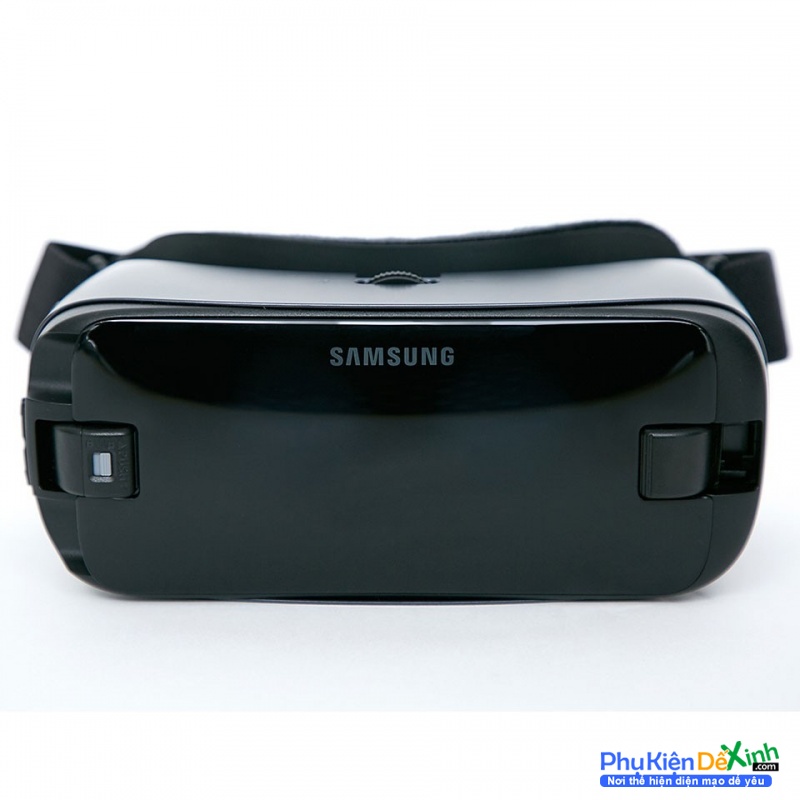 Kính Thực Tế Ảo SAMSUNG GEAR VR 2017 CONTROLLER SM-R324 Kính Thực Tế Ảo SAMSUNG GEAR VR 2017 WITH CONTROLLER SM-R324 Chính Hãng Thiết bị tương thích với: note 5, S8+, S8, S7 Edge, S7, S6 Edge, S6 Edge Plus, S6 (cài hệ điều hành Android từ 6.0 trở lên)