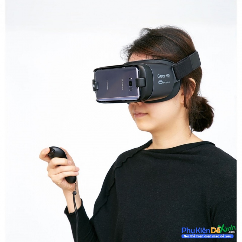 Kính Thực Tế Ảo SAMSUNG GEAR VR 2017 CONTROLLER SM-R324 Kính Thực Tế Ảo SAMSUNG GEAR VR 2017 WITH CONTROLLER SM-R324 Chính Hãng Thiết bị tương thích với: note 5, S8+, S8, S7 Edge, S7, S6 Edge, S6 Edge Plus, S6 (cài hệ điều hành Android từ 6.0 trở lên)