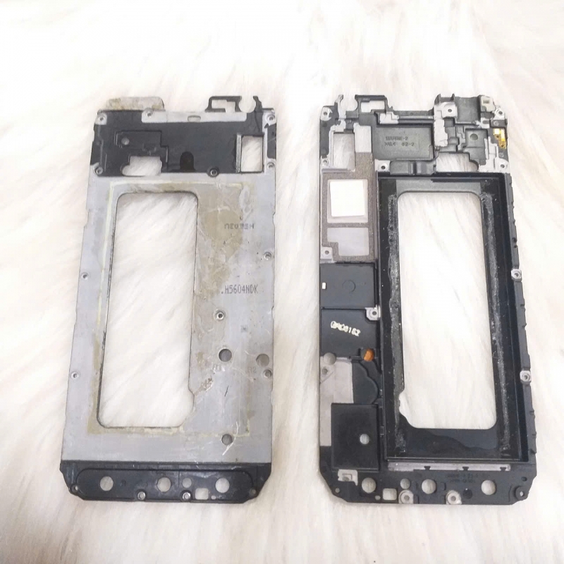 Khung Sườn Benzen Sườn Màn Hình Samsung S6 Active Zin Tháo Máy