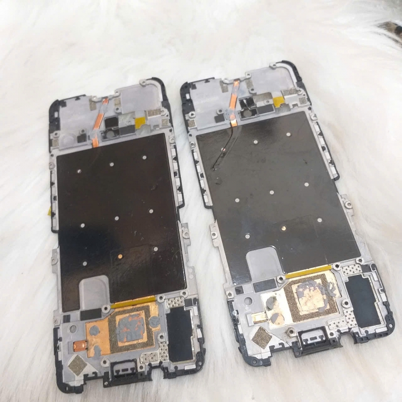 Khung Sườn Benzen Sườn Màn Hình Xiaomi Black Shark 2 Zin Tháo Máy