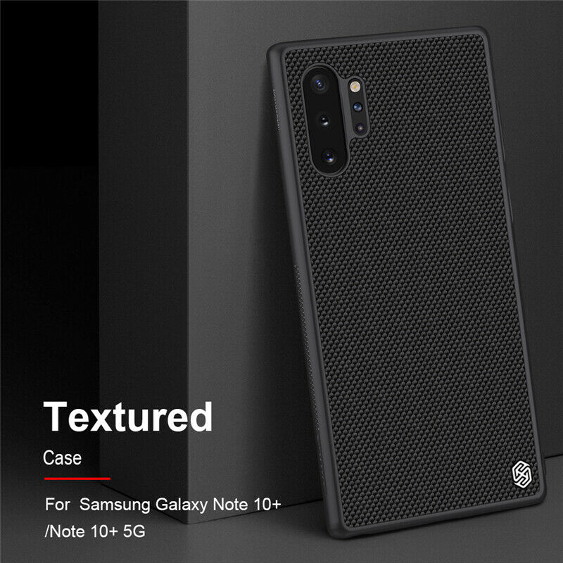 Ốp Lưng Vải Samsung Galaxy Note 10 Plus 5G Hiệu Nillkin TexTured được làm bằng chất liệu nhựa cao cấp dạng vải,họa tiết carô nhuyễn siêu sang chảnh.