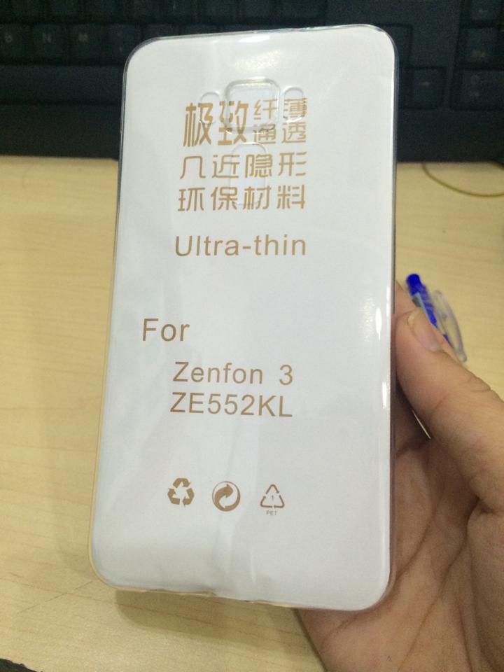 Ốp Lưng Asus Zenfone 3 5.5 ZE552KL Dẻo Trong Suốt chất liệu nhựa dẻo trong suốt cao cấp siêu mỏng. Chất liệu TPU chỉ mỏng 0.3 mm, mềm dẻo, có độ đàn hồi cao, có thể bóp lại, cuộn lại mà không biến dạng.