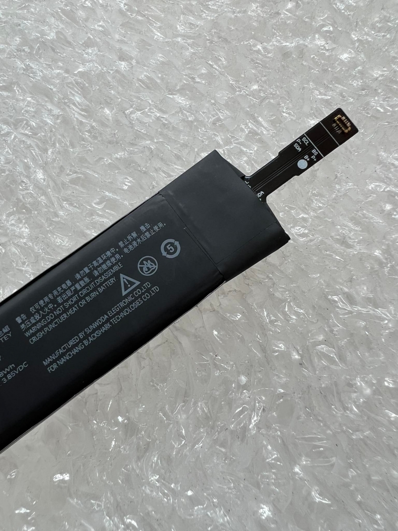 Pin Xiaomi Black Shark 3 3s BS06FA Chất Lượng Thay Lấy Liền không thể thiếu cho chiếc điện thoại của bạn được sản xuất theo chuẩn Li-ion với dung lượng 4400/4500mAh - 4.45V dùng cho chiếc điện thoại 